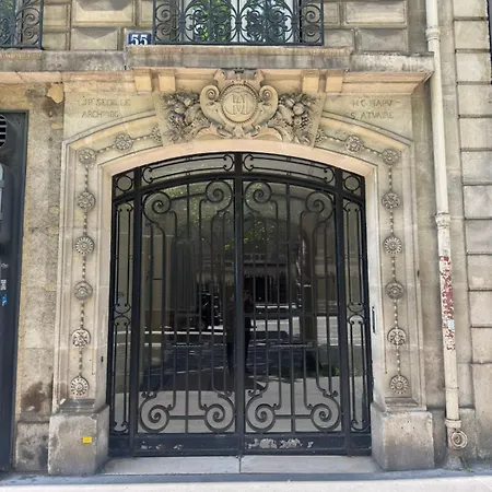 Grand Champs Elysees