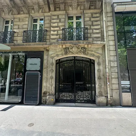 Grand Champs Elysees